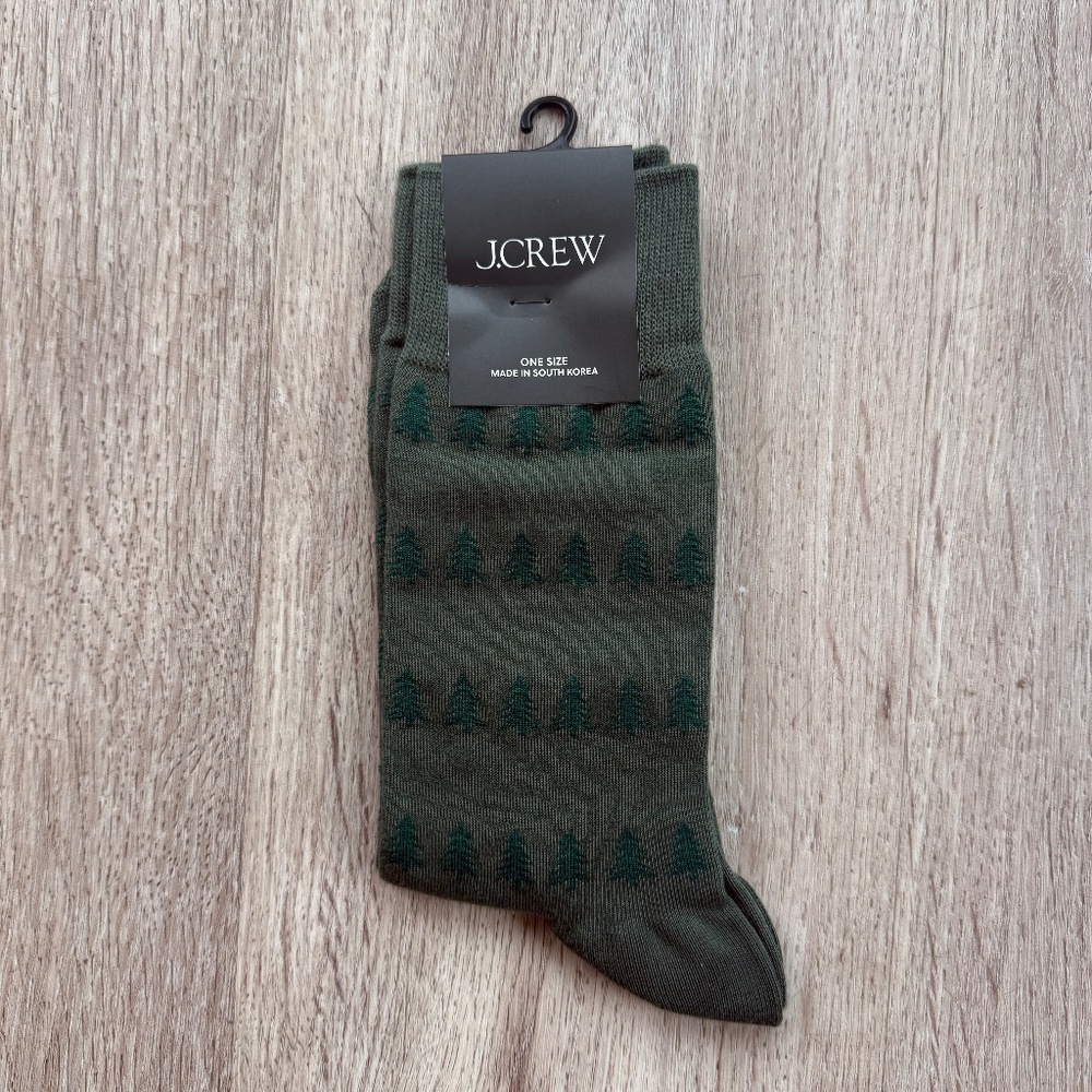 J. Crew Men's Pine Tree Socks Fall Winter Holiday Olive Green NWT One Size